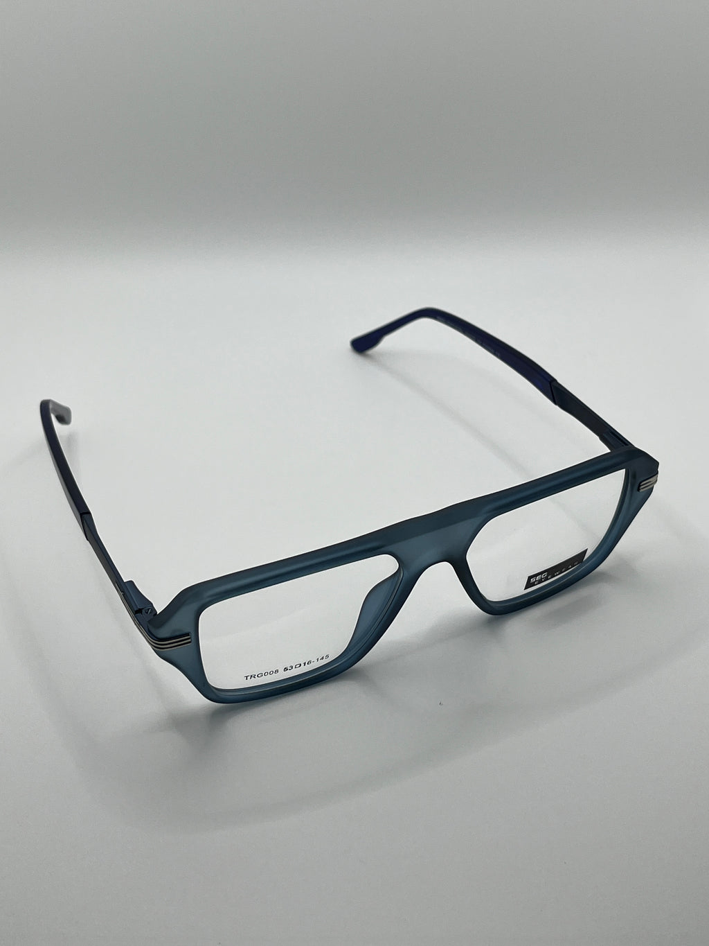 Flat-top Navigator / Modern Geometric