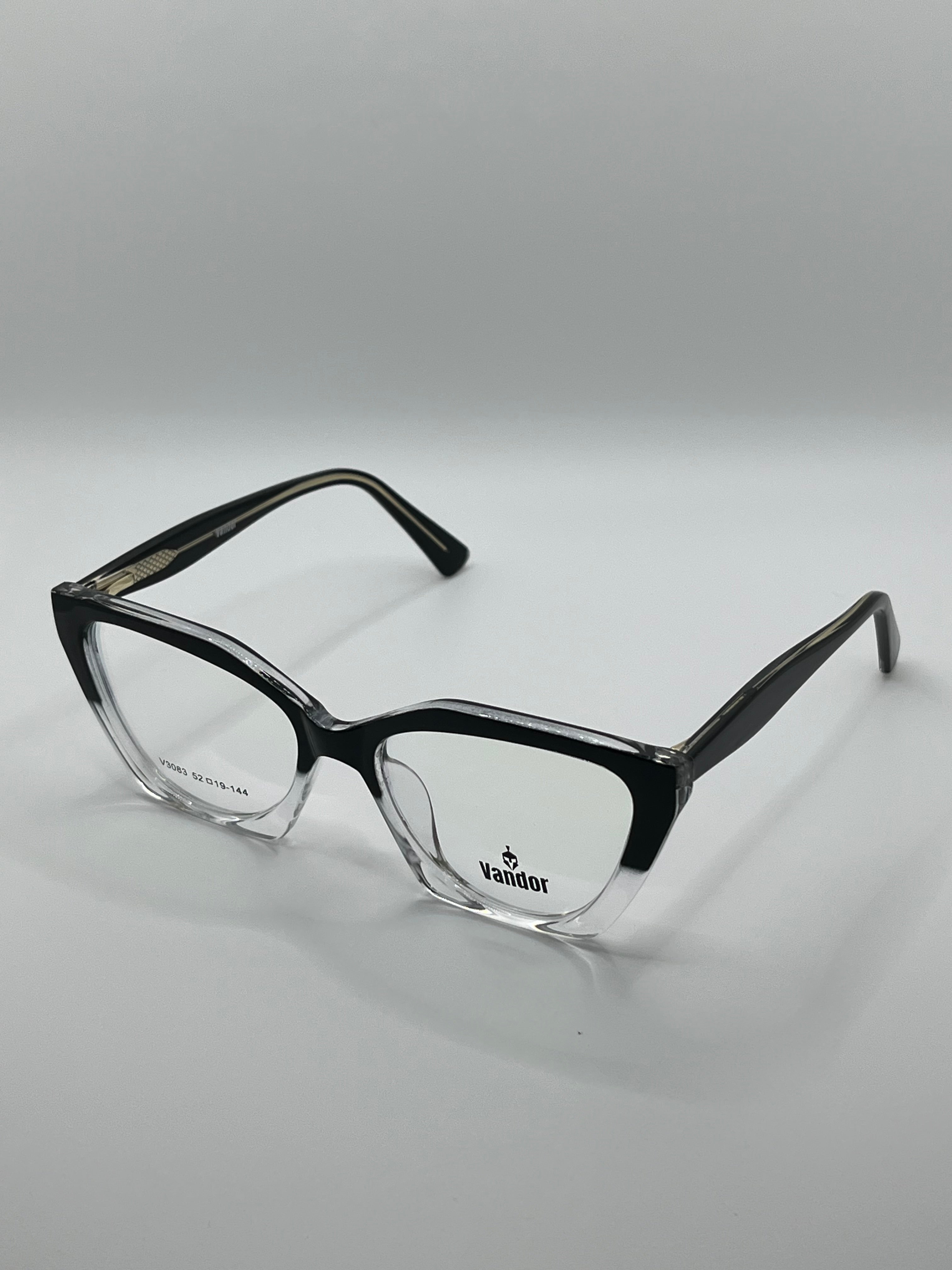 Cat Eye Bold Frame + Intelligent Glass