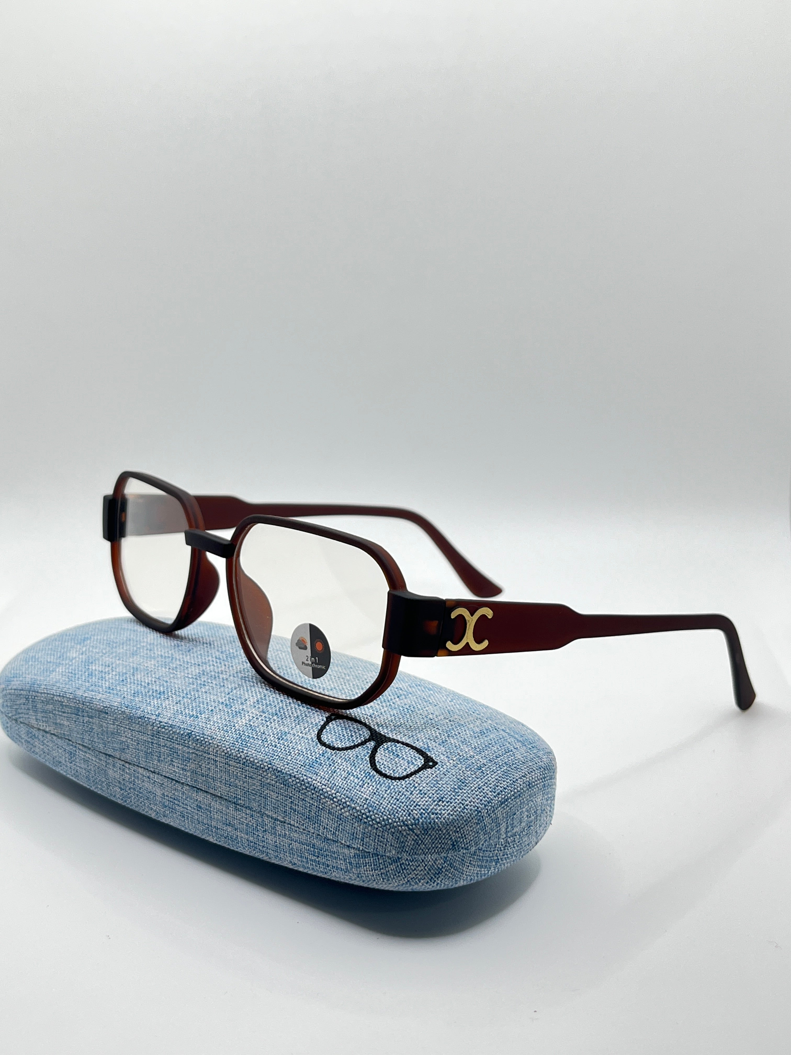 Premium 2-in-1 Photochromic Smart Glasses – Unbreakable